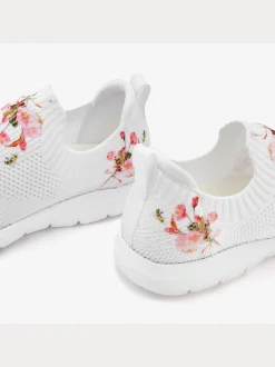 Baskets chaussure en textile à imprimé floral - s'adaptent parfaitement au pied grâce à leur qualité textile douce
