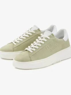 Baskets confortables avec semelle compensée tendance