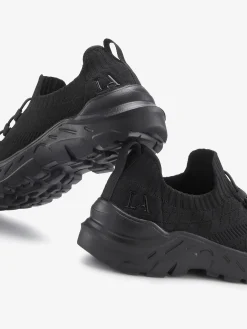 Baskets coupe similaire à celle d'une chaussette pour un confort optimal : épousent parfaitement le pied