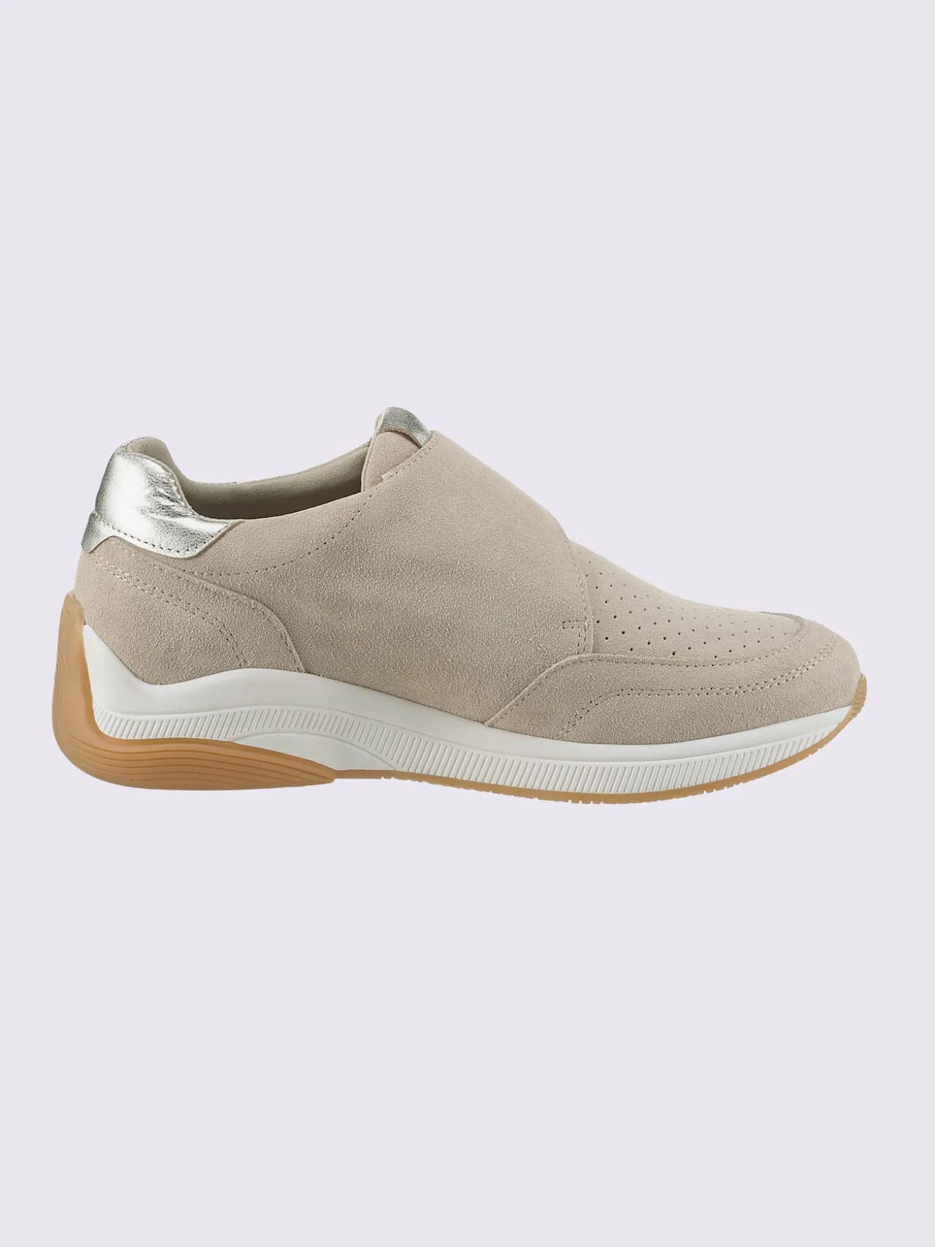 Baskets cuir velours de vache.