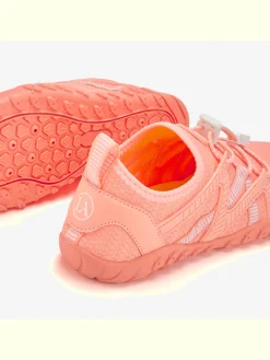Baskets semelle plate et flexible, qui vous donne l'impression de marcher pieds nus