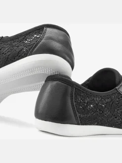 Baskets sneakers faciles à enfiler avec détails en dentelle tendance