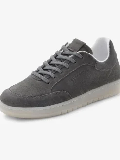 Baskets sneakers tendance et confortables en cuir doux de qualité