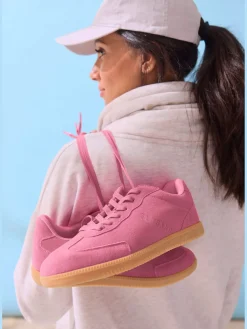 Baskets sneakers tendance en cuir de qualité
