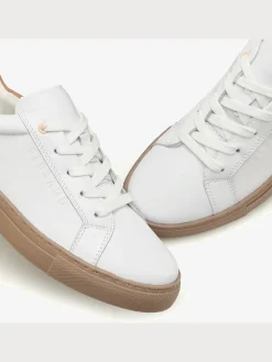 Baskets sneakers tendance et confortables en cuir de qualité