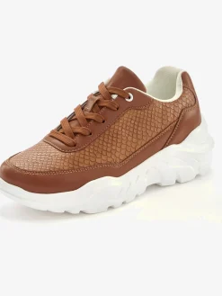 Baskets talon légèrement compensé au style chunky tendance