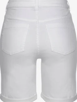 Bermuda avec patte de boutonnage