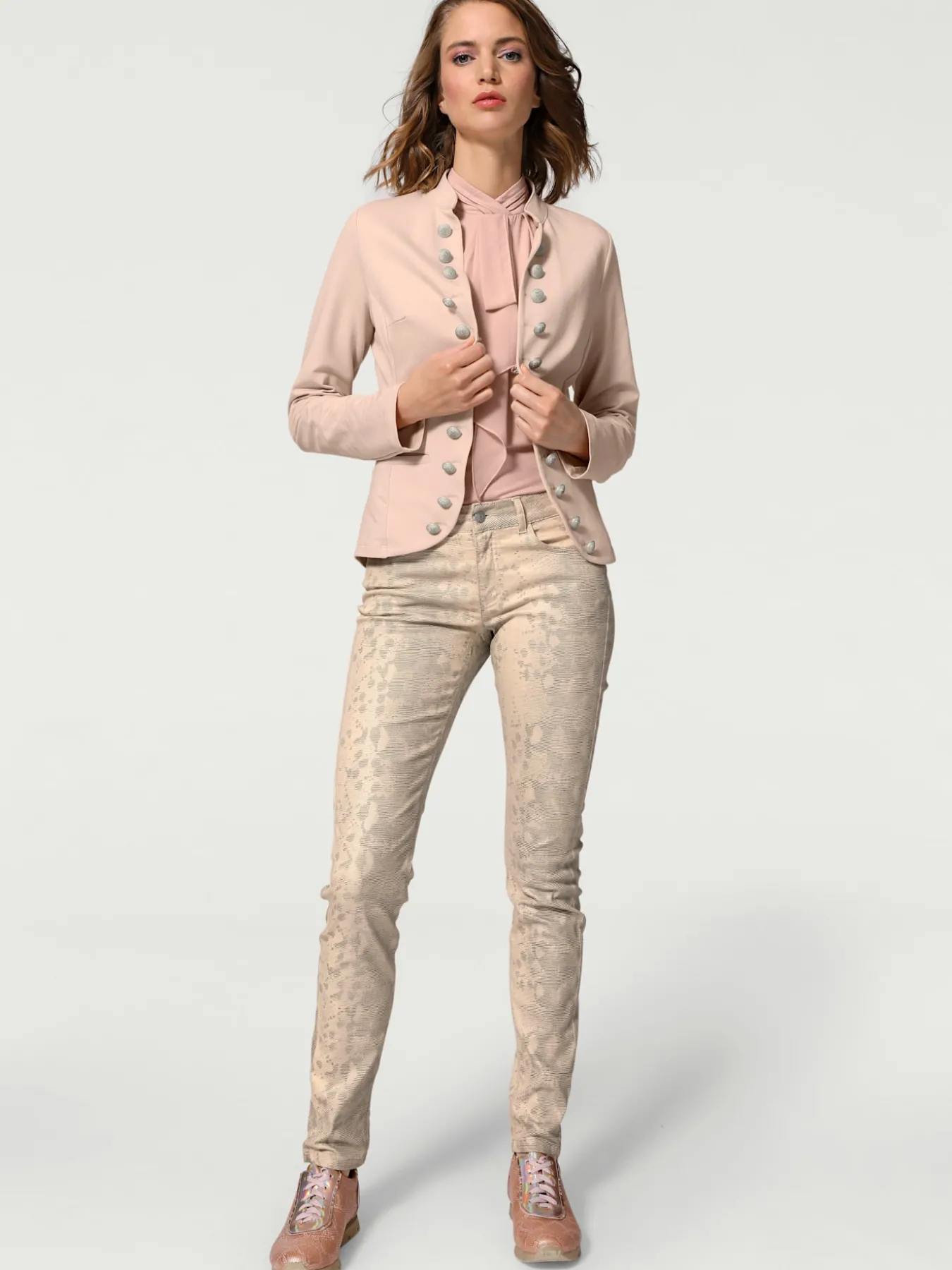 Blazer en jersey look tendance