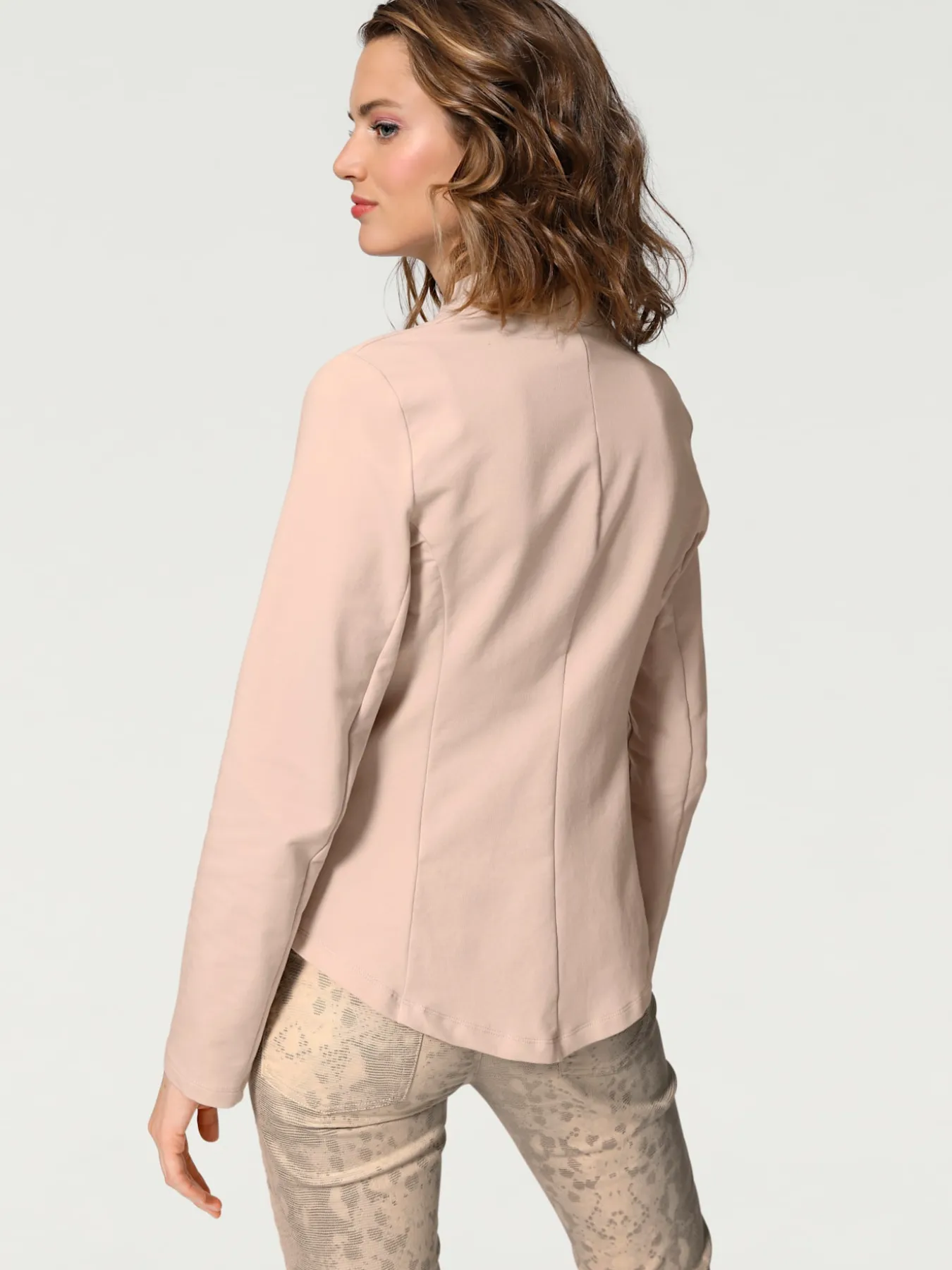 Blazer en jersey look tendance