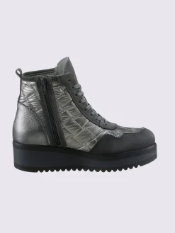 Bottines à lacets de fabrication espagnole