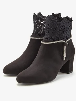 Bottines avec empiècement en dentelle élégant et chaînes brillantes et tendance