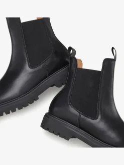 Bottines chelsea tendance en cuir de qualité, très confortables