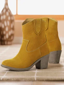 Bottines cuir velours de vache.