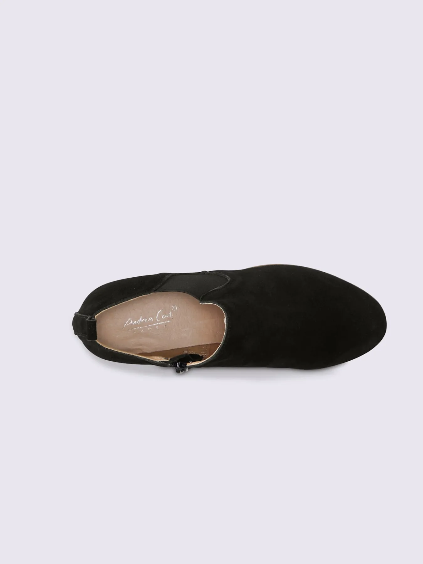 Bottines cuir velours de vache.