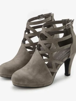 Bottines d'été avec petites découpes tendance