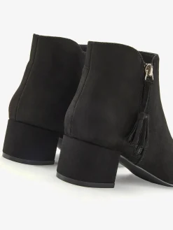Bottines détails houppe tendance