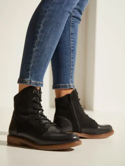 Bottines en cuir doux