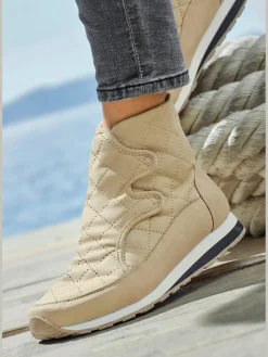 Bottines fermeture auto-agrippante pour faciliter l'enfilage