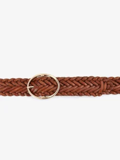 Ceinture en cuir forme personnalisée grâce à l'aspect tressé