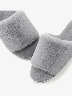 Chaussons très chaud et chaleureux