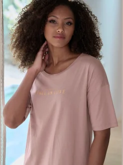 Chemise de nuit longueur midi avec détails imprimés