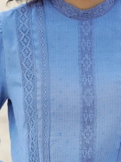 Chemisier en dentelle détails en dentelle tendance