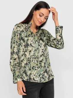 Chemisier en satin motif tendance