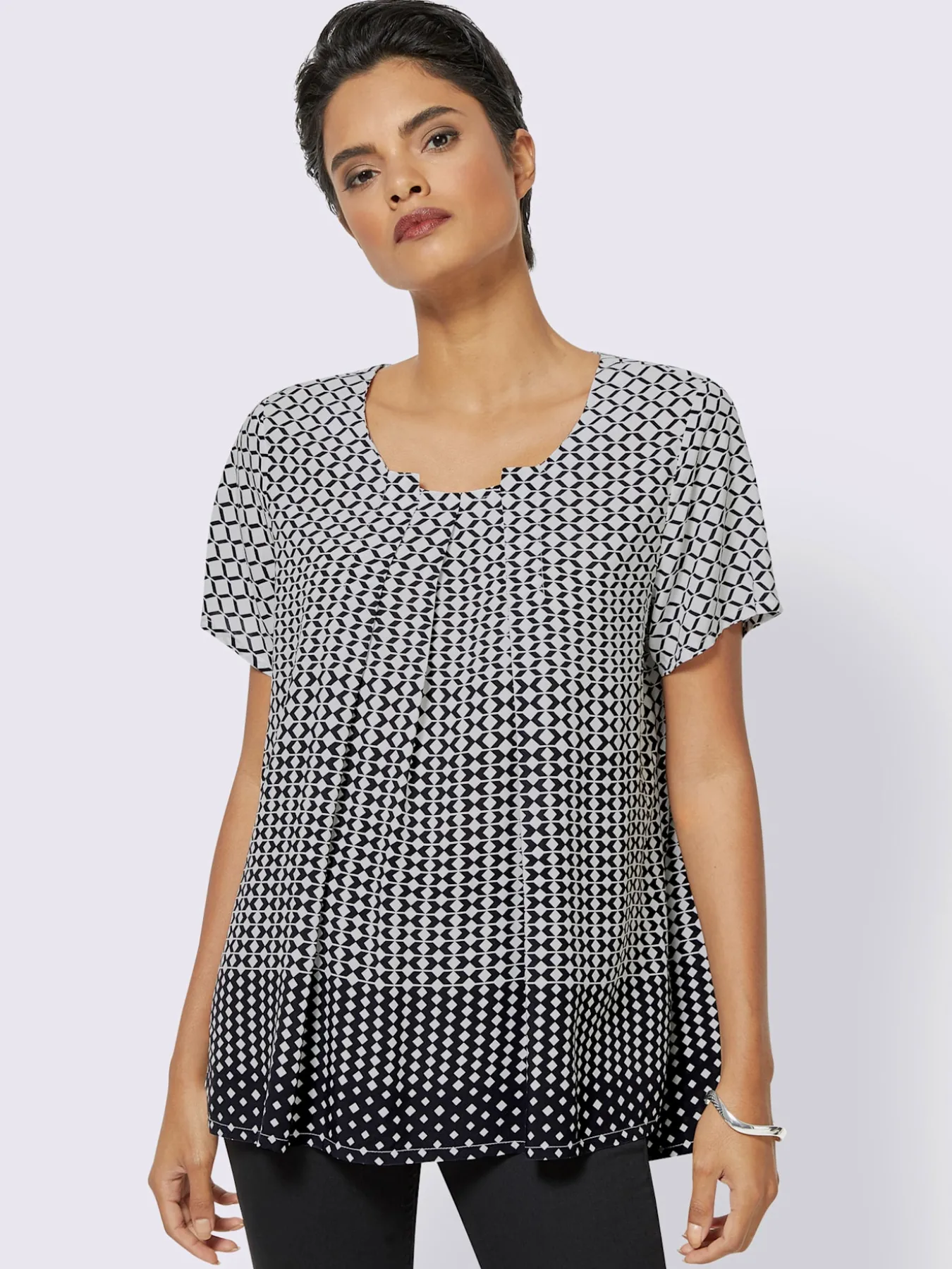 Chemisier évasé en viscose motif losange effet dégradé manches courtes