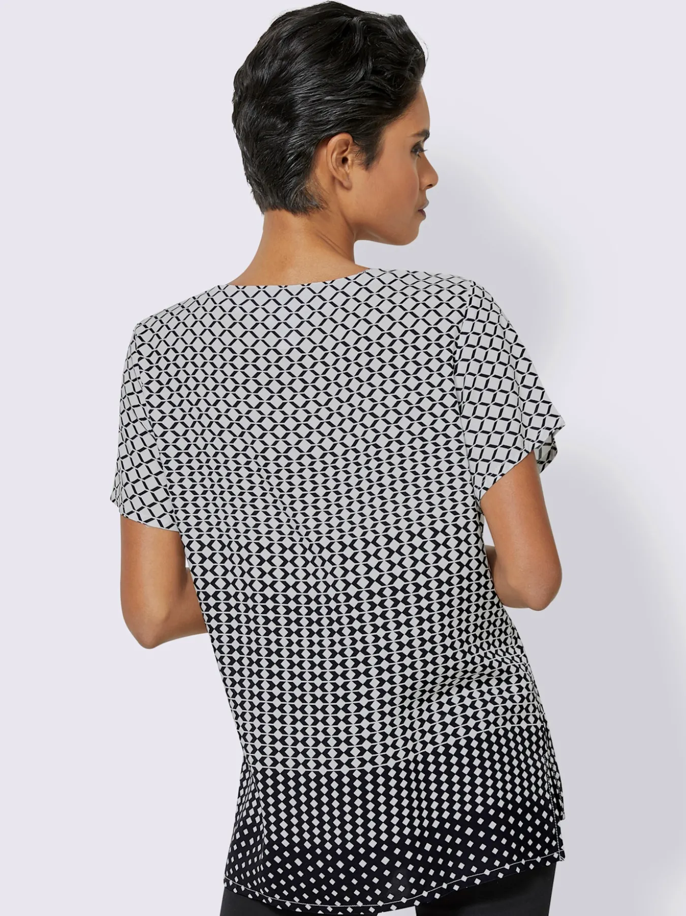 Chemisier évasé en viscose motif losange effet dégradé manches courtes
