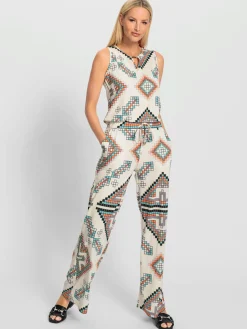 Combinaison qualité jersey extensible, souple et confortable