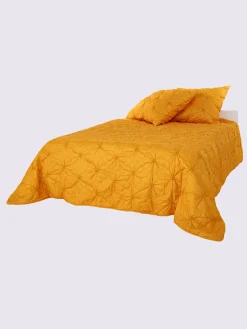 Couvre-lit aspect soyeux 100% polyester