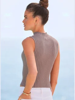 Débardeur en tricot encolure haute