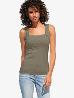 Débardeur look basique tendance facile à associer