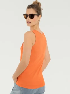Débardeur look basique tendance facile à associer