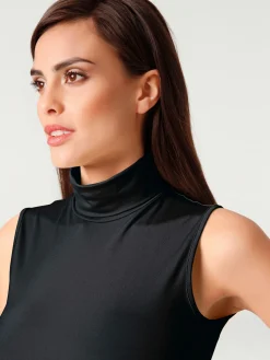 Débardeur modèle en tactel facile à associer