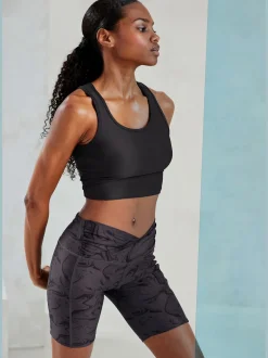 Haut court sportif aux coloris tendance
