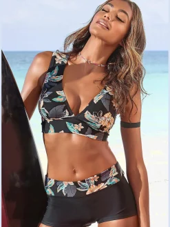 Haut de bikini triangle look haut court