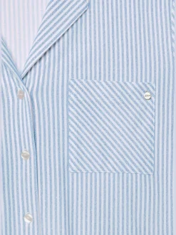 Haut de pyjama au design classique