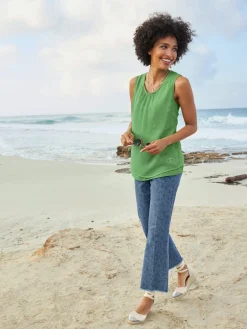 Jean 7/8 effet « push-up » pour un joli fessier