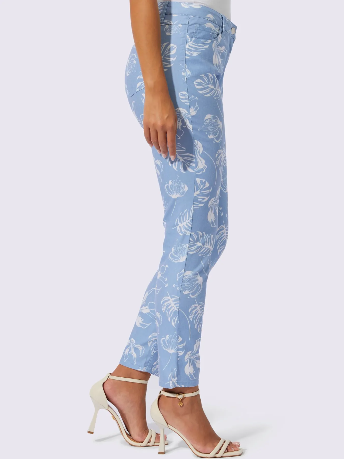 Jean 5 poches 72% coton