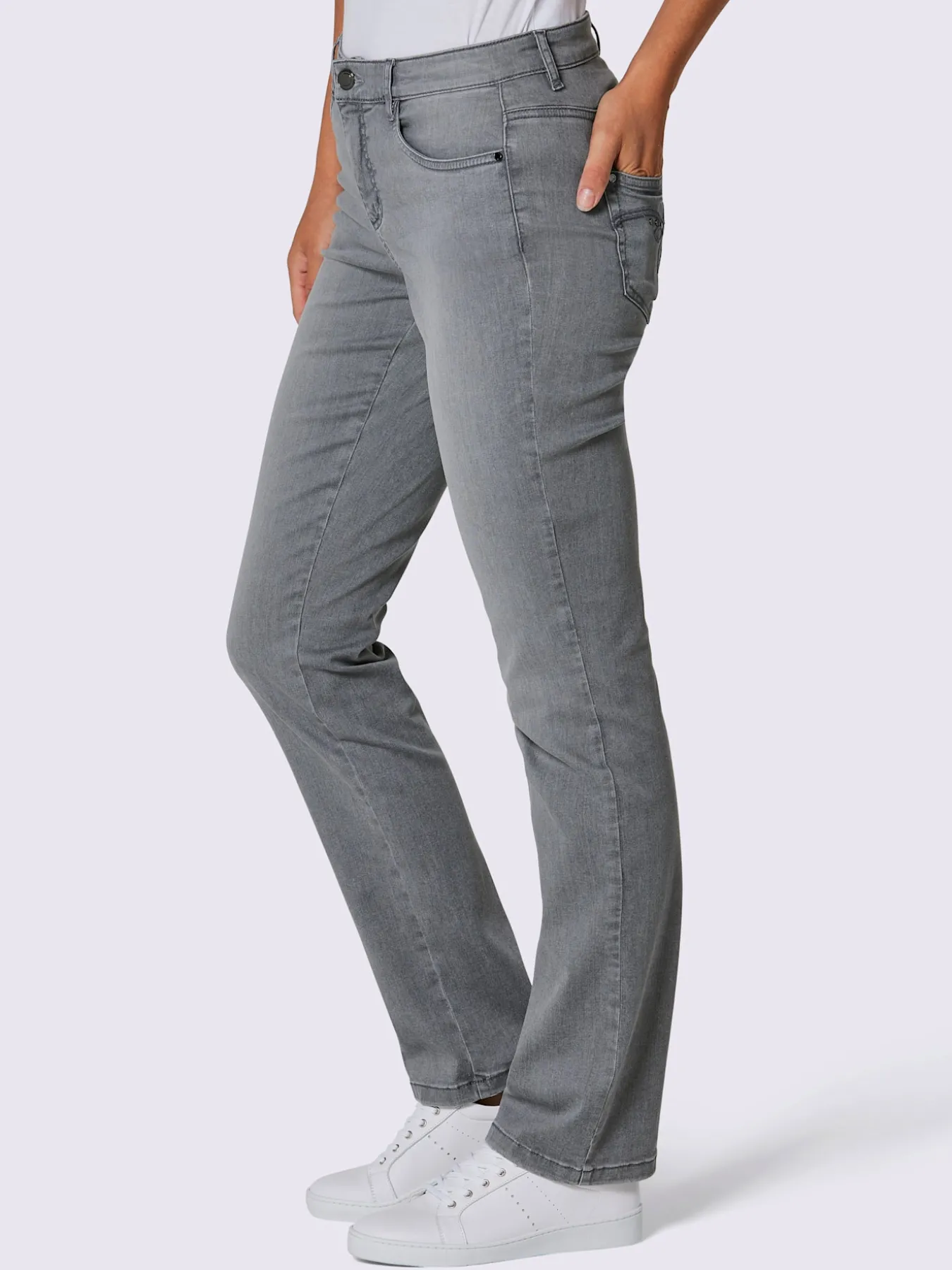 Jean 5 poches mélange coton et lyocell de qualité