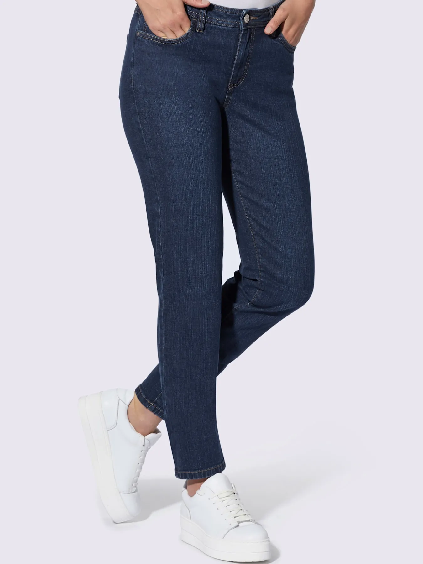 Jean 5 poches qualité coton extensible indéformable
