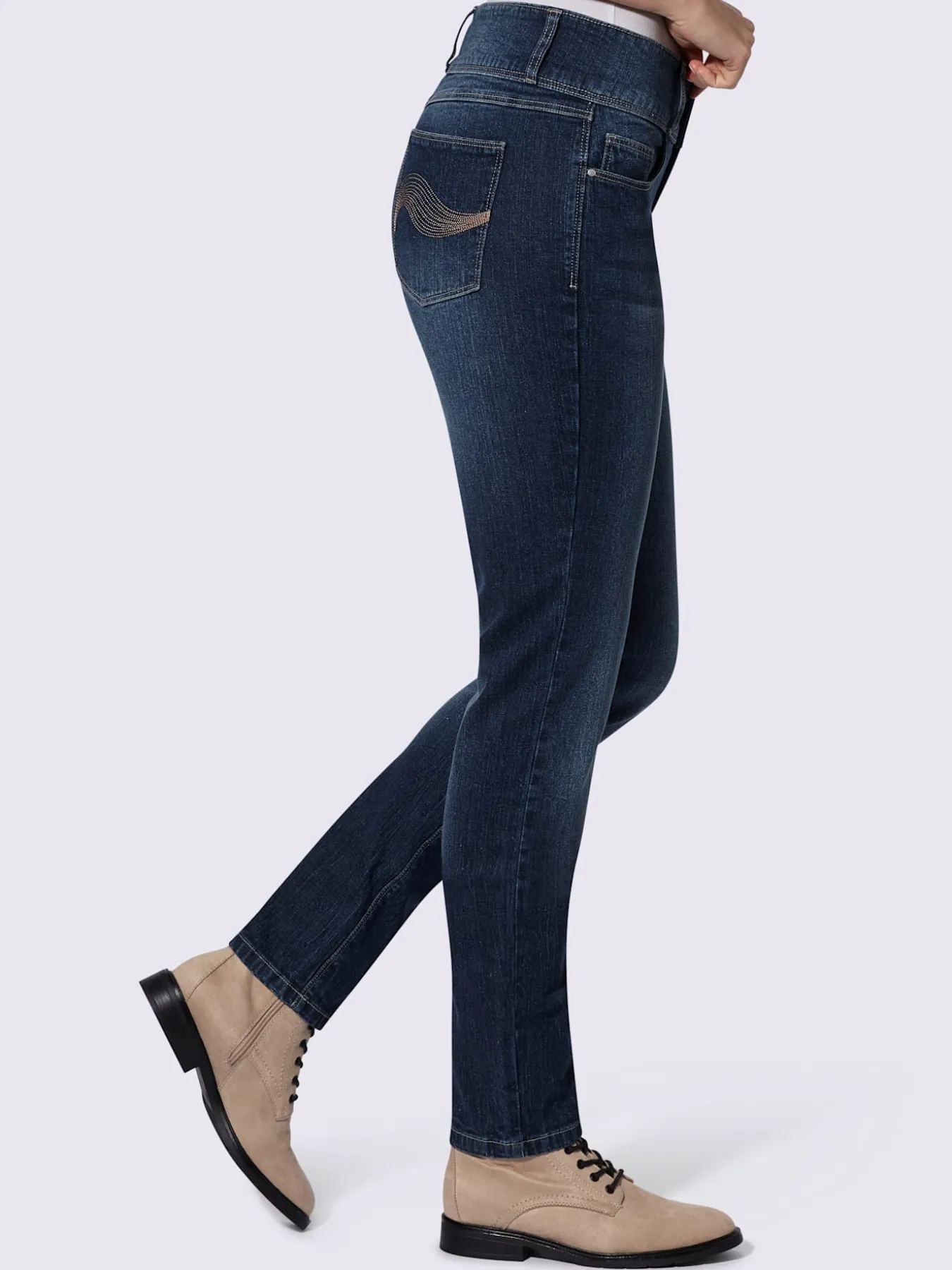 Jean 5 poches qualité coton doux sur la peau