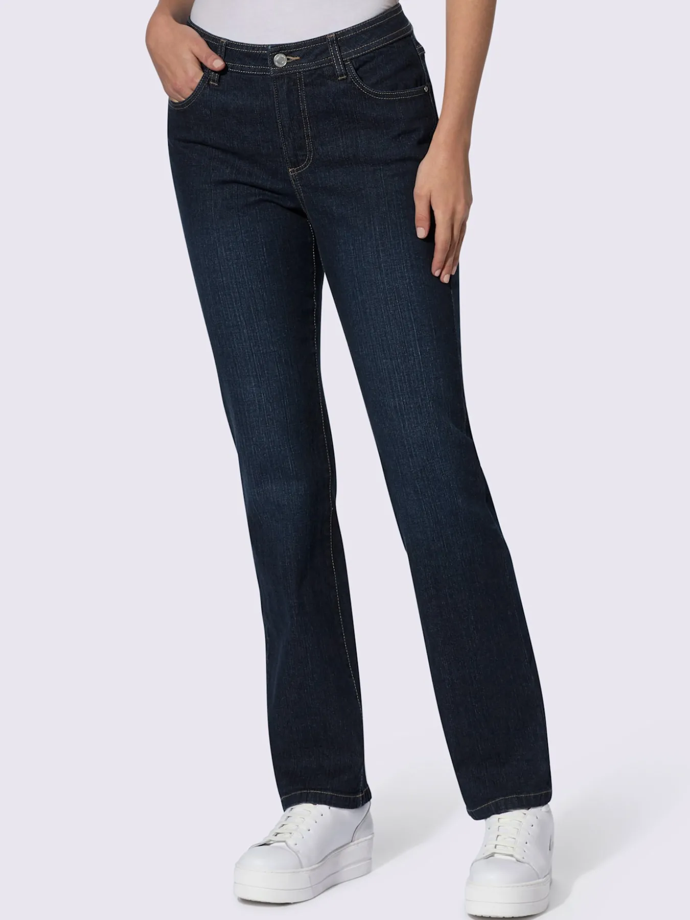 Jean 5 poches qualité coton extensible indéformable