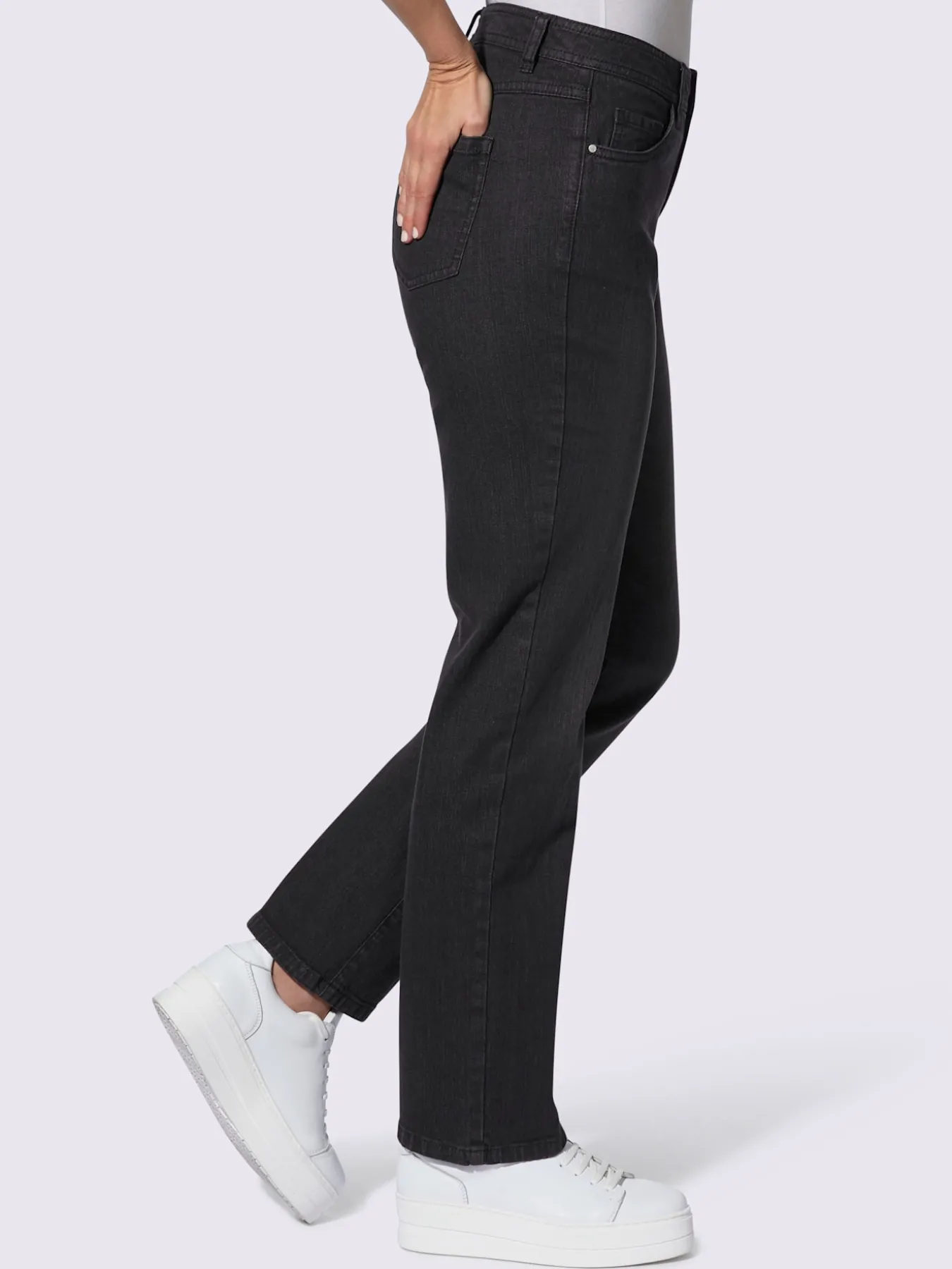 Jean 5 poches qualité coton extensible indéformable