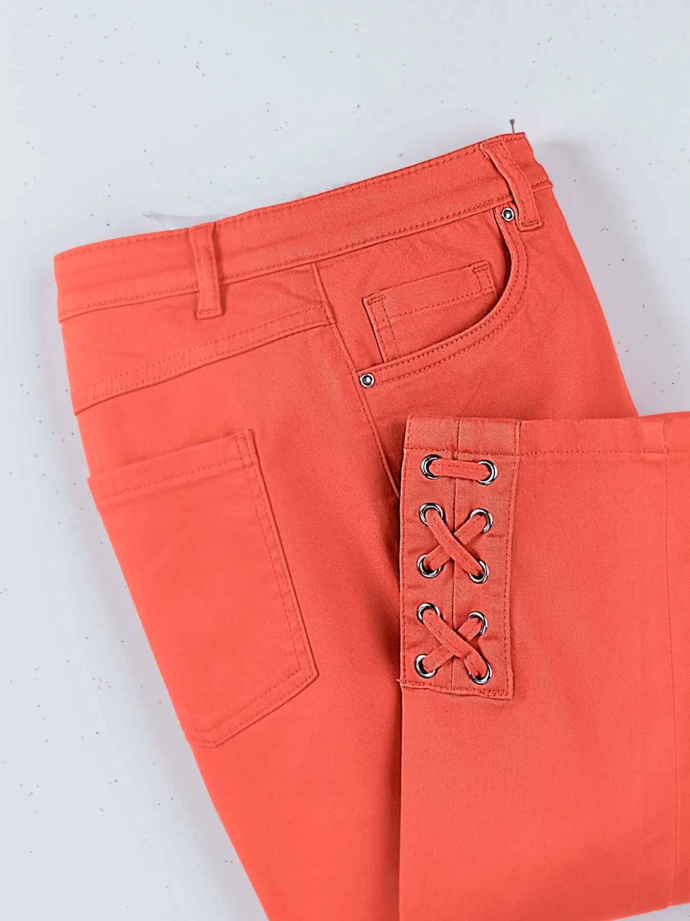 Jean 3/4 qualité coton doux sur la peau