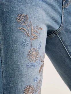 Jean déchiré coupe skinny