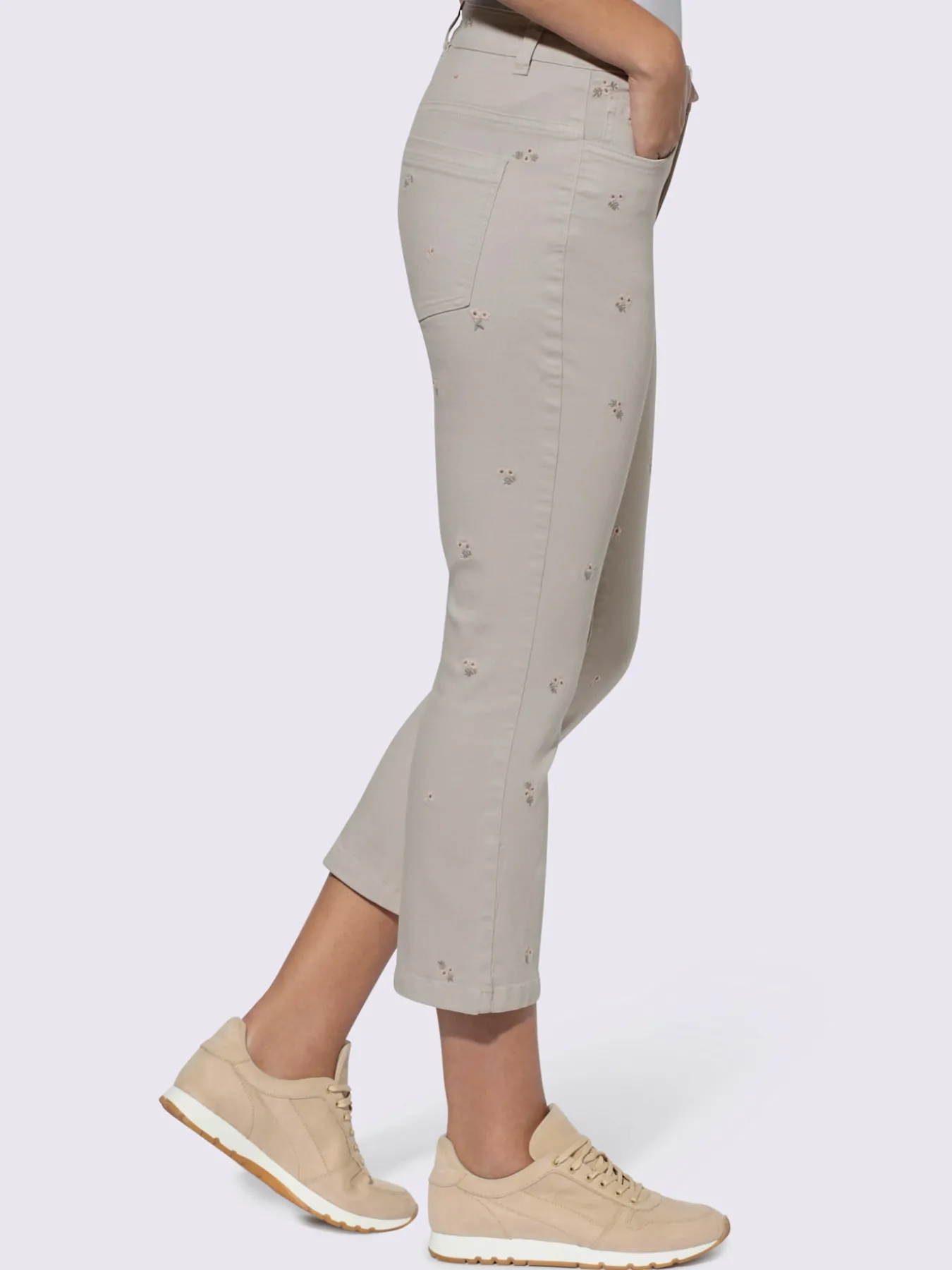 Jean extensible superbe broderie