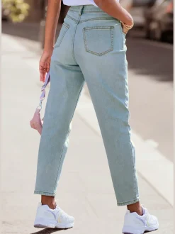 Jean mom coupe ajustée au niveau des hanches