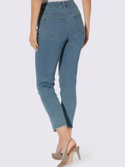 Jean skinny franges tendance à l'ourlet